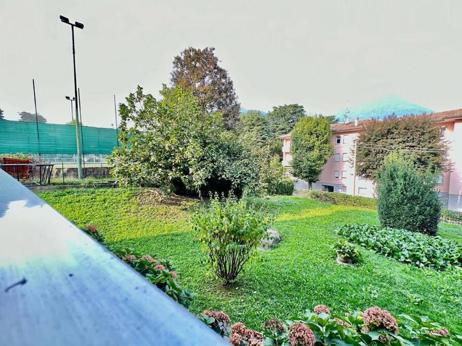 Low Cost Holiday An Business House And Free Park By Revenue House Комо Экстерьер фото